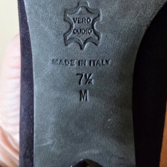 DONALD J PLINER Elegant Black Suede Leather Buckle Crystals Heels Shoes 7.5 - Picture 8 of 11